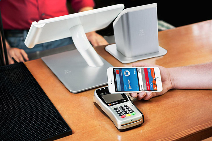 apple-pay-clover